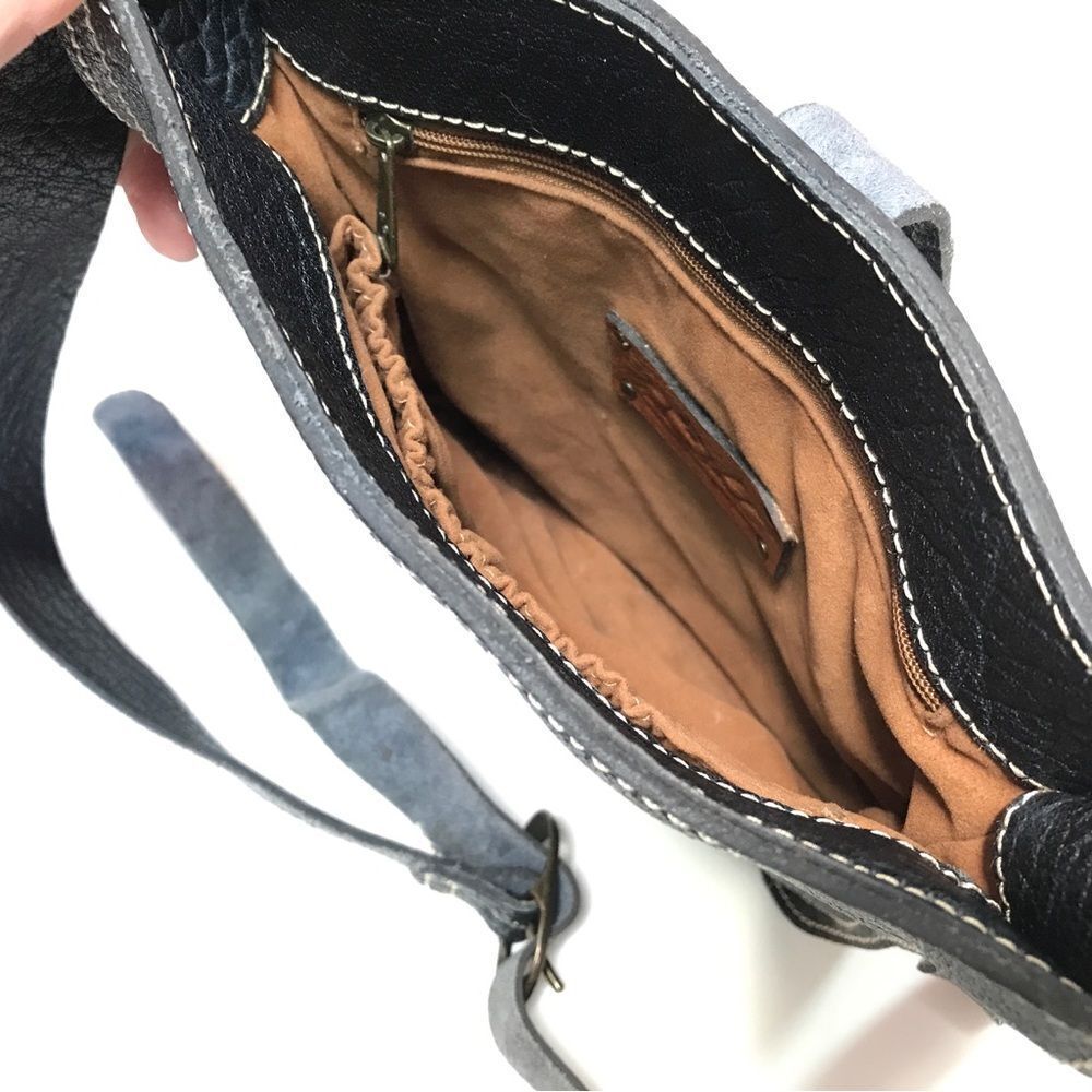 Patricia Nash Leather Dark Blue Leather Crossbody Bag - Picture 11 of 11